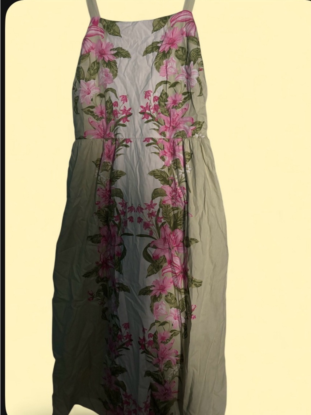 Sleeveless Pink Floral Maxi Dress with Green Leaf Accents